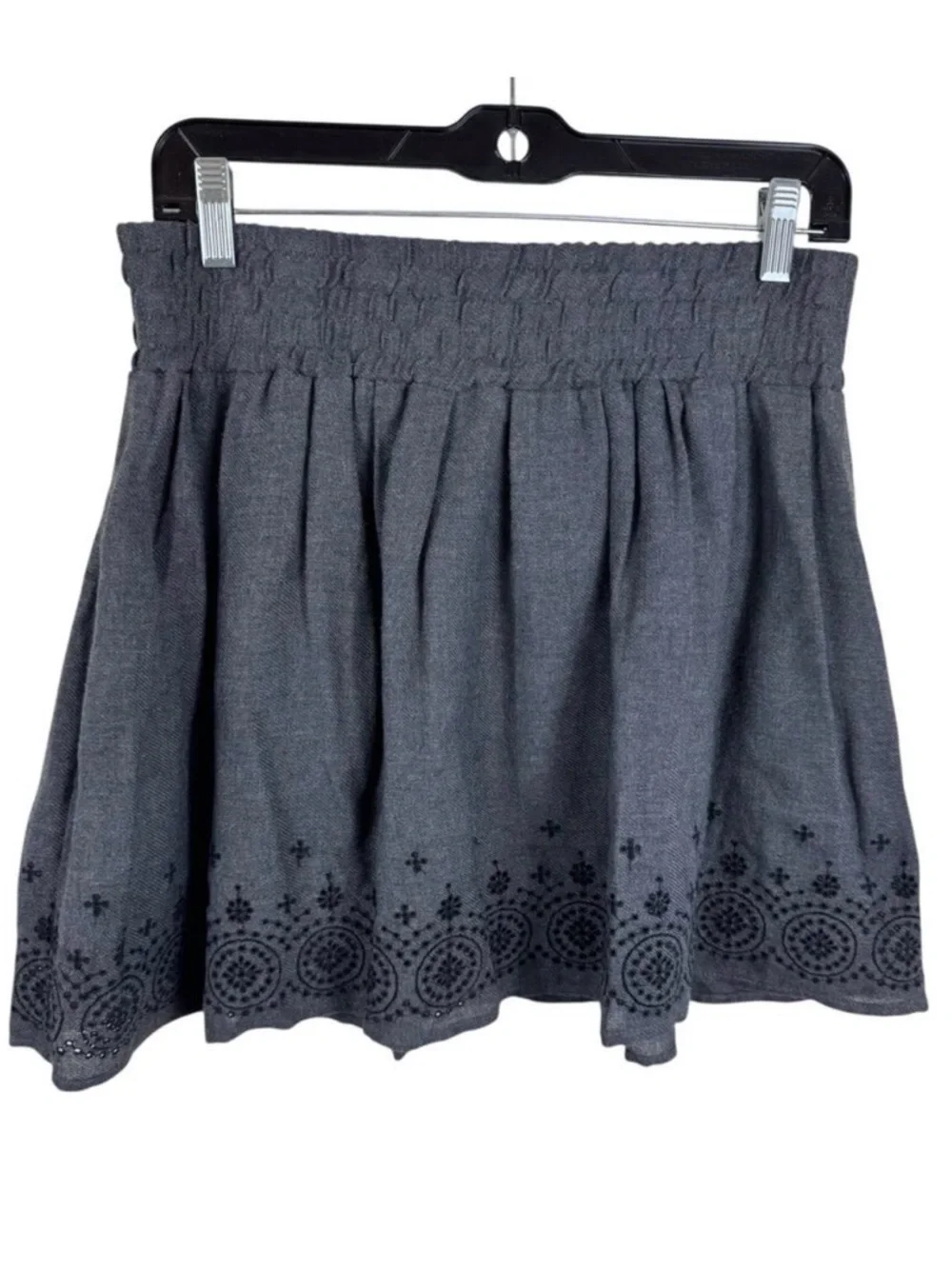 American Eagle Gray Y2K Eyelet Elastic Waist Lined Pleated A-Line Mini Skirt M